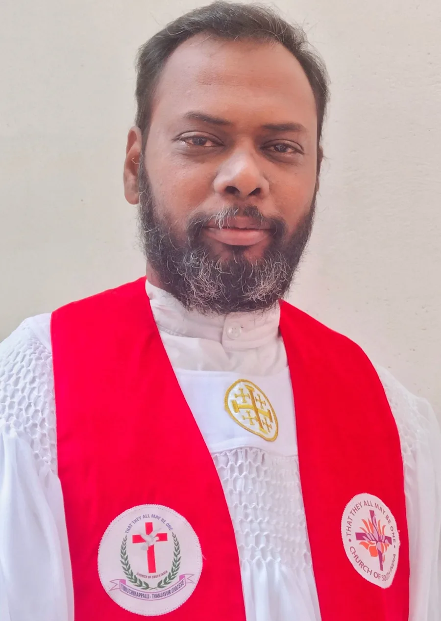 Rev. Ebinesar Christopher Moses S